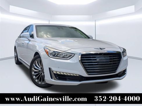 Used 2017 Genesis G90 5.0 Ultimate RWD image 1
