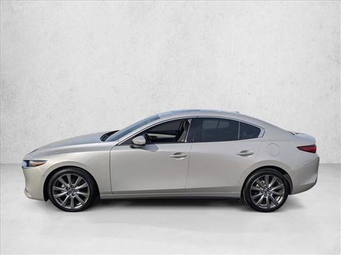 Used 2022 MAZDA MAZDA3 s image 8