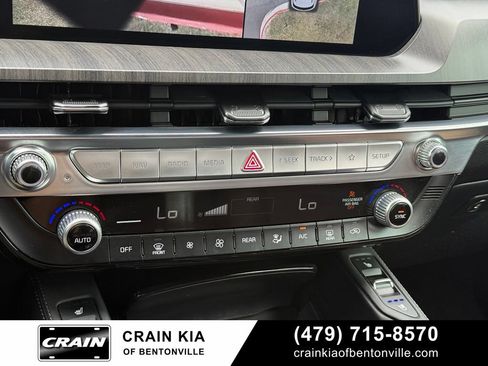 Certified 2025 Kia Telluride SX FWD image 17