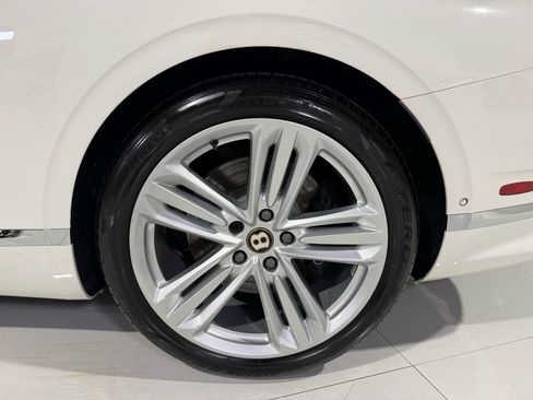 Used 2020 Bentley Continental GT image 46