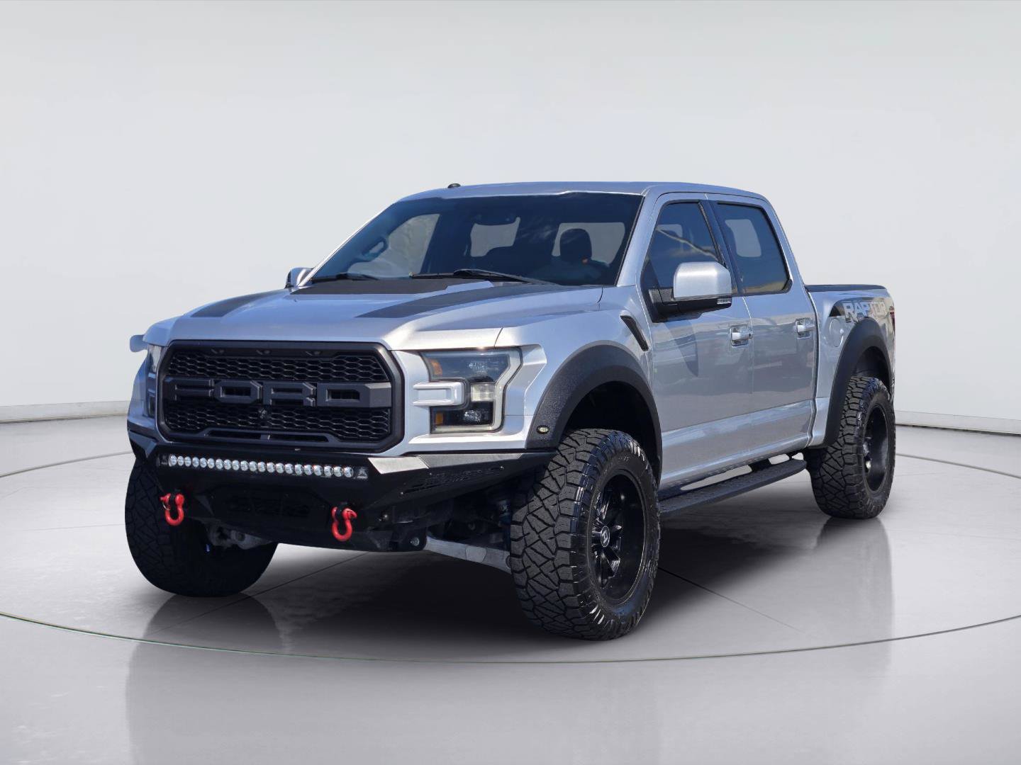 Used 2018 Ford F150 Raptor w/ Equipment Group 802A Luxury AWD/4WD image 1