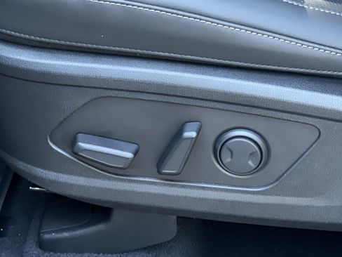 New 2026 Kia Sorento S FWD image 19