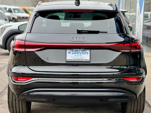 Used 2025 Audi Q6 e-tron Premium Plus w/ Premium Plus image 47