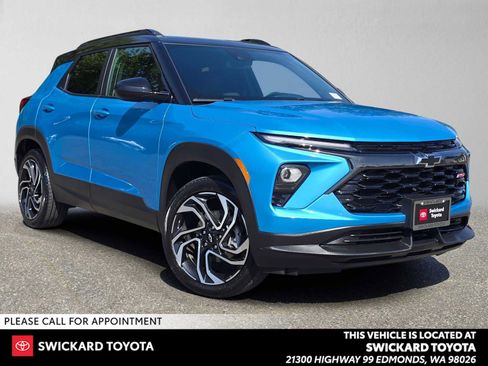 Used 2025 Chevrolet TrailBlazer RS w/ Convenience Package AWD/4WD image 1