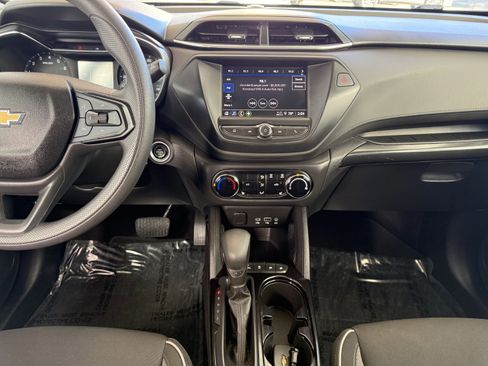 Used 2022 Chevrolet TrailBlazer LT image 16