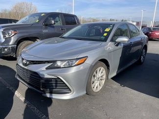 Used 2023 Toyota Camry LE video 1