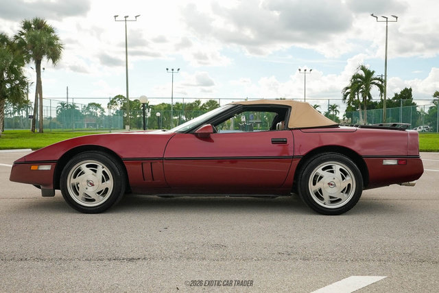 Used 1988 Chevrolet Corvette Convertible RWD image 17