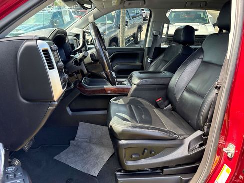 Used 2018 GMC Sierra 1500 SLT AWD/4WD image 11