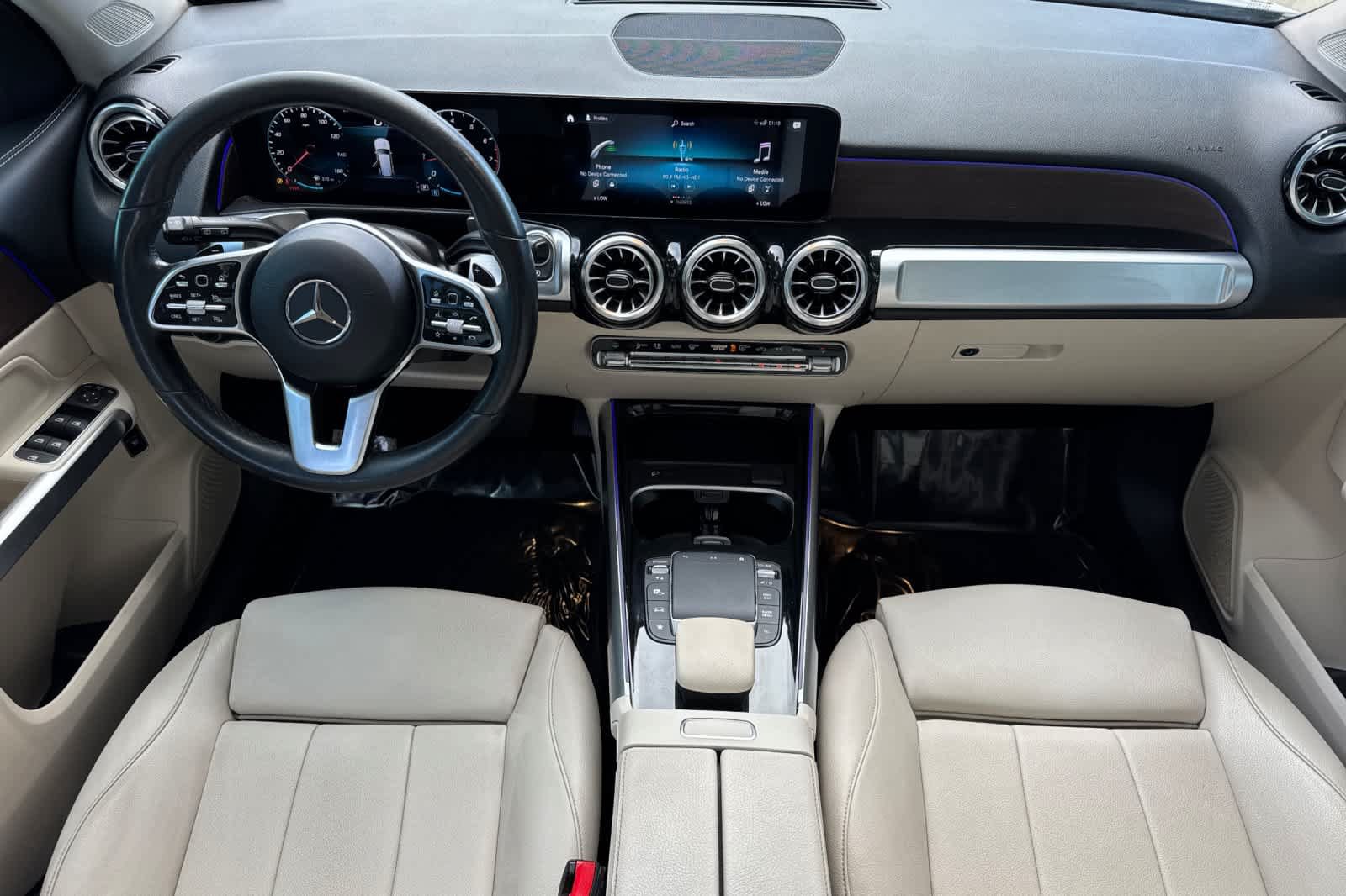 Used 2022 Mercedes-Benz GLB 250 image 3