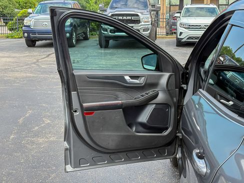 Used 2023 Ford Escape ST-Line w/ Tech Pack #1 AWD/4WD image 20