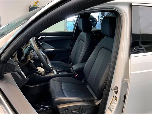 Certified 2023 Audi Q3 2.0T Premium w/ Convenience Package image 8