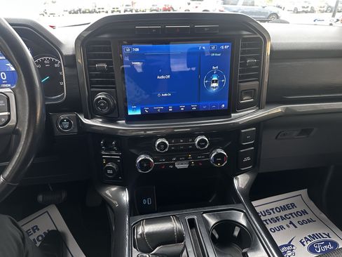 Used 2022 Ford F150 XLT w/ Equipment Group 302A High AWD/4WD image 10