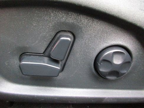 Used 2019 Jeep Compass Latitude w/ Popular Equipment Group image 19