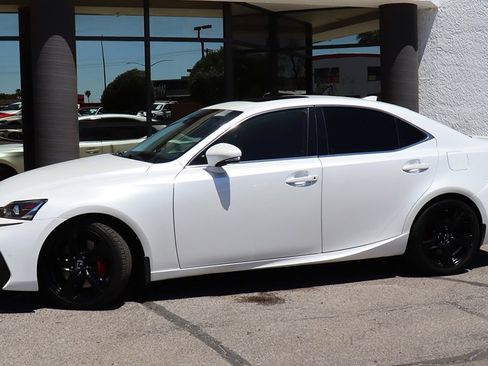 Used 2017 Lexus IS 200t w/ Navigation System Package RWD image 4