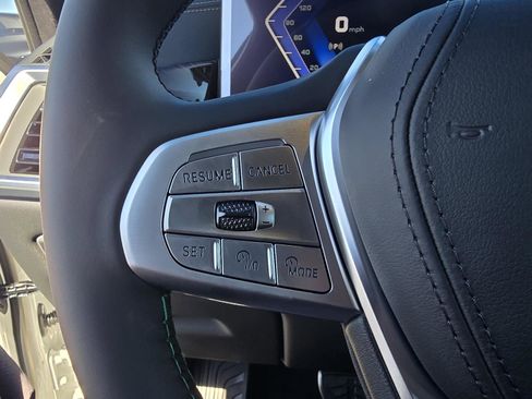 New 2026 BMW ALPINA XB7 AWD/4WD image 25