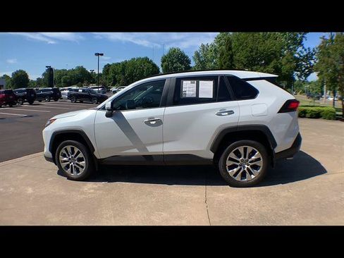 Used 2024 Toyota RAV4 Limited FWD image 5