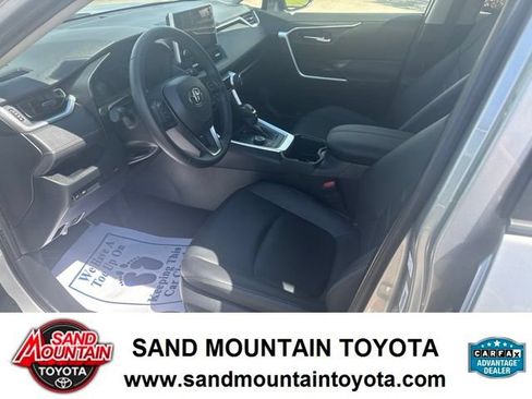 Used 2025 Toyota RAV4 XLE Premium AWD/4WD image 13