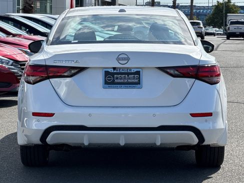 New 2025 Nissan Sentra SV w/ SV Premium Package image 5