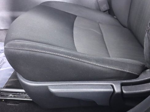 Used 2021 Nissan Sentra SV FWD image 26