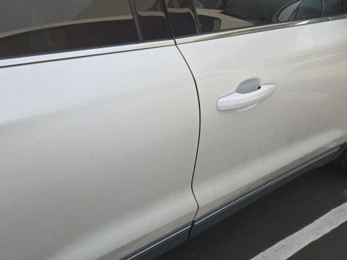 Used 2018 Lincoln MKC Reserve image 9