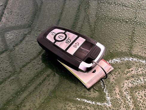 Used 2024 Ford Mustang Mach-E Premium image 9