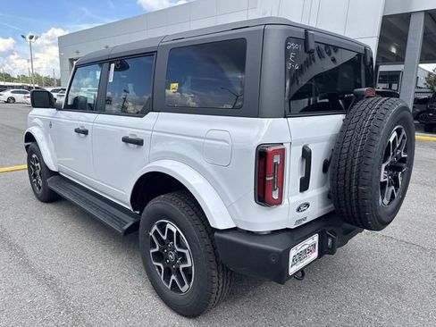 New 2026 Ford Bronco Outer Banks AWD/4WD image 7