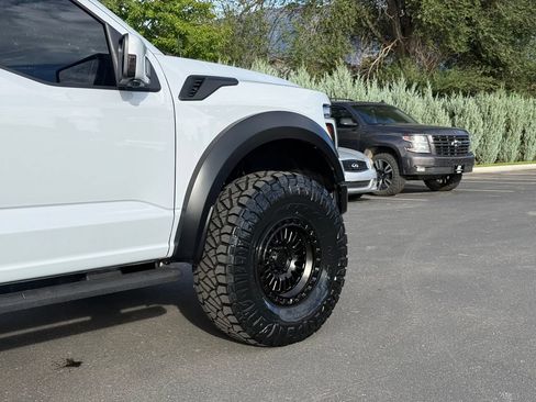 Used 2025 Ford F150 Raptor AWD/4WD image 7
