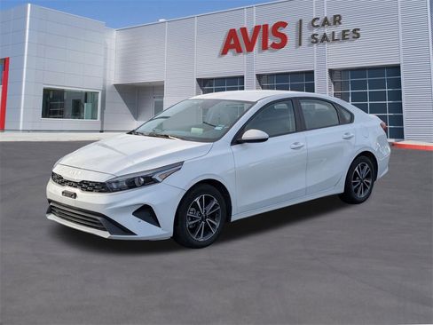 Used 2024 Kia Forte LXS image 1