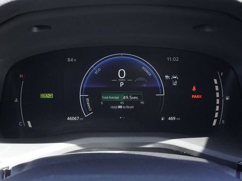 Used 2025 Toyota Camry LE FWD image 11