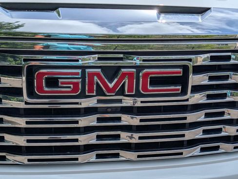 Used 2023 GMC Sierra 1500 Denali w/ Denali Reserve Package AWD/4WD image 6
