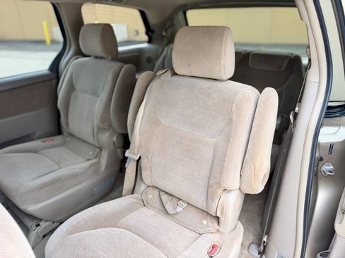 Used 2006 Toyota Sienna FWD image 11
