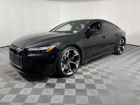 Used 2024 Audi RS 7 Performance image 3