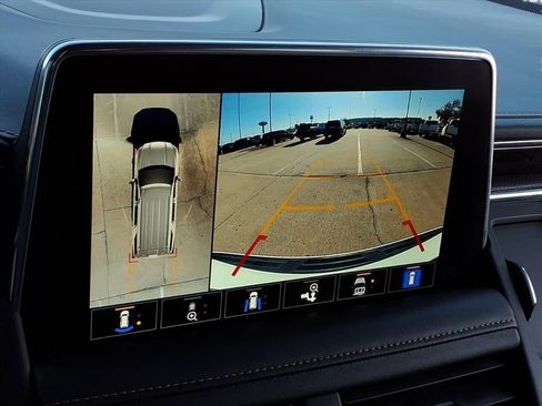 Used 2021 GMC Yukon AT4 w/ Rear Media and Nav Package image 15