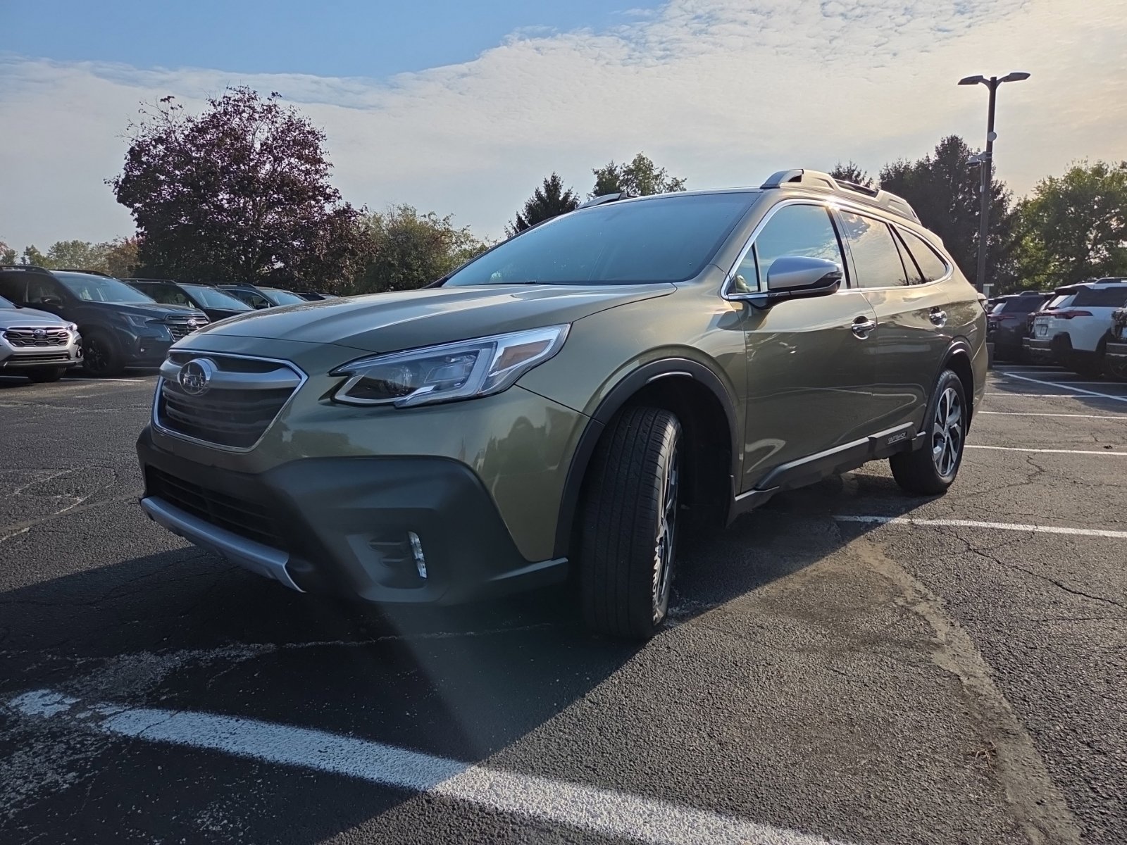 Used 2022 Subaru Outback Touring AWD/4WD image 11