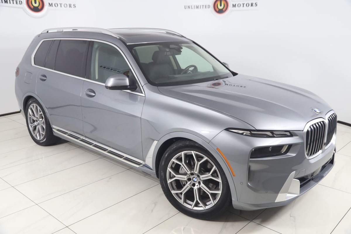 Used 2024 BMW X7 xDrive40i AWD/4WD image 22