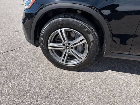 Used 2021 Mercedes-Benz GLC 300 w/ Premium Package image 42