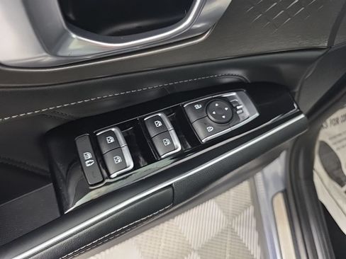 Used 2022 Kia Sorento SX FWD image 13