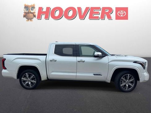 Used 2022 Toyota Tundra Capstone AWD/4WD image 2