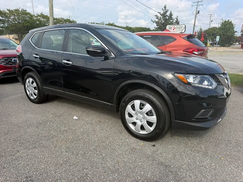Used 2014 Nissan Rogue S FWD image 7