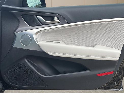 Certified 2025 Genesis G70 2.5T w/ Sport Prestige Package image 37