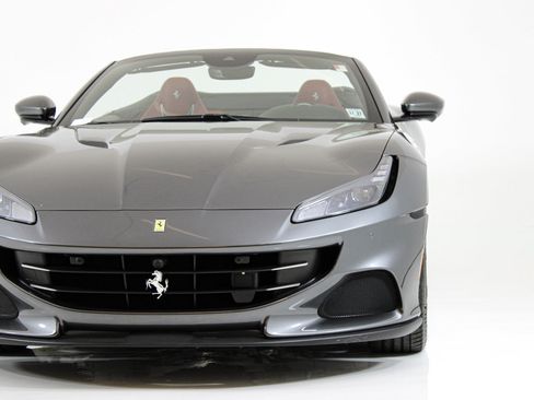 Certified 2022 Ferrari Portofino M RWD image 20