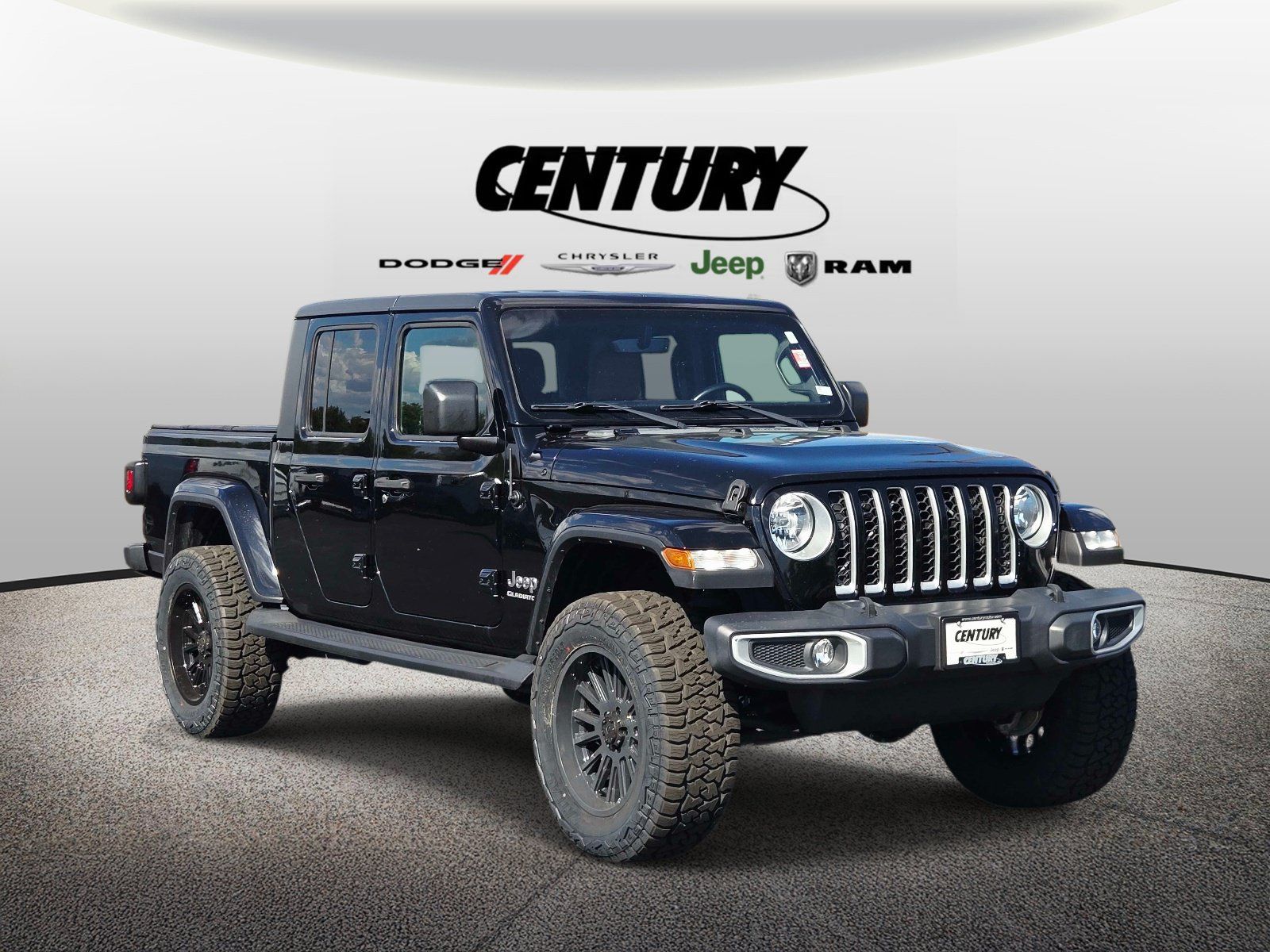 Used 2020 Jeep Gladiator Overland w/ Popular Equipment Package AWD/4WD image 1