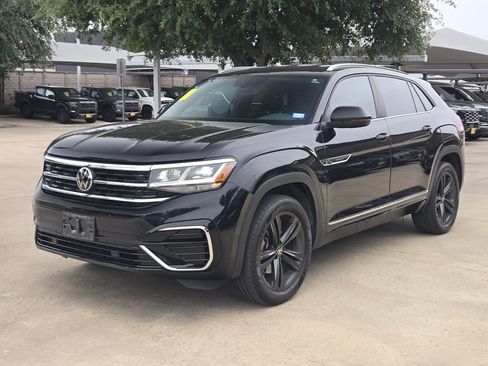 Used 2021 Volkswagen Atlas Cross Sport SE FWD image 7