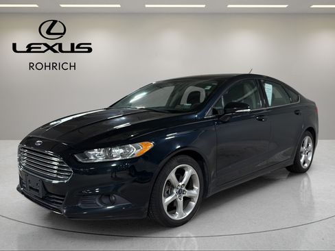 Used 2014 Ford Fusion SE FWD image 1