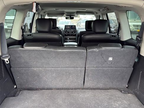 Used 2022 Nissan Armada Platinum w/ Captain's Chairs Package image 15