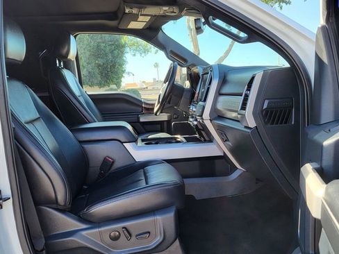 Used 2022 Ford F250 Lariat w/ Lariat Ultimate Package image 16