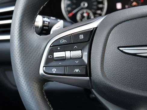 Used 2026 Genesis G70 2.5T RWD image 9