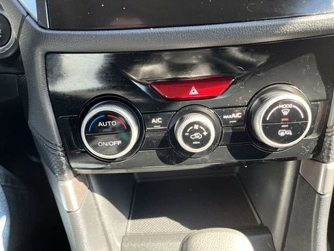 Used 2019 Subaru Forester Premium image 19