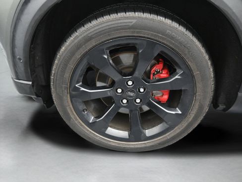 Used 2020 Ford Explorer ST w/ ST Street Pack image 32