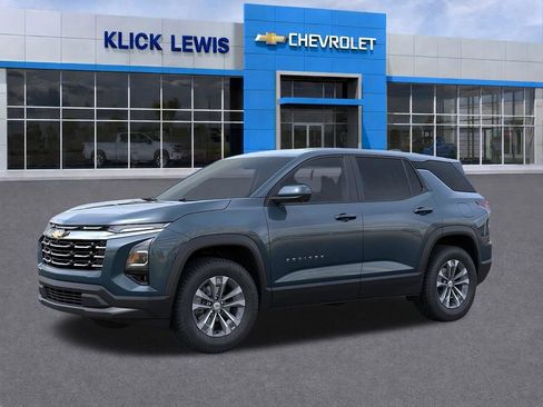 New 2026 Chevrolet Equinox LT w/ Convenience Package II FWD image 2